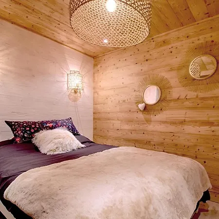 Very Nice And Bright Chalet With Balcony And View Apartment